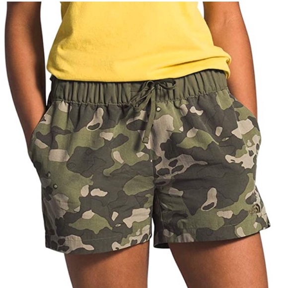 The North Face Pants - The North Face Shorts Camo Green Pockets L